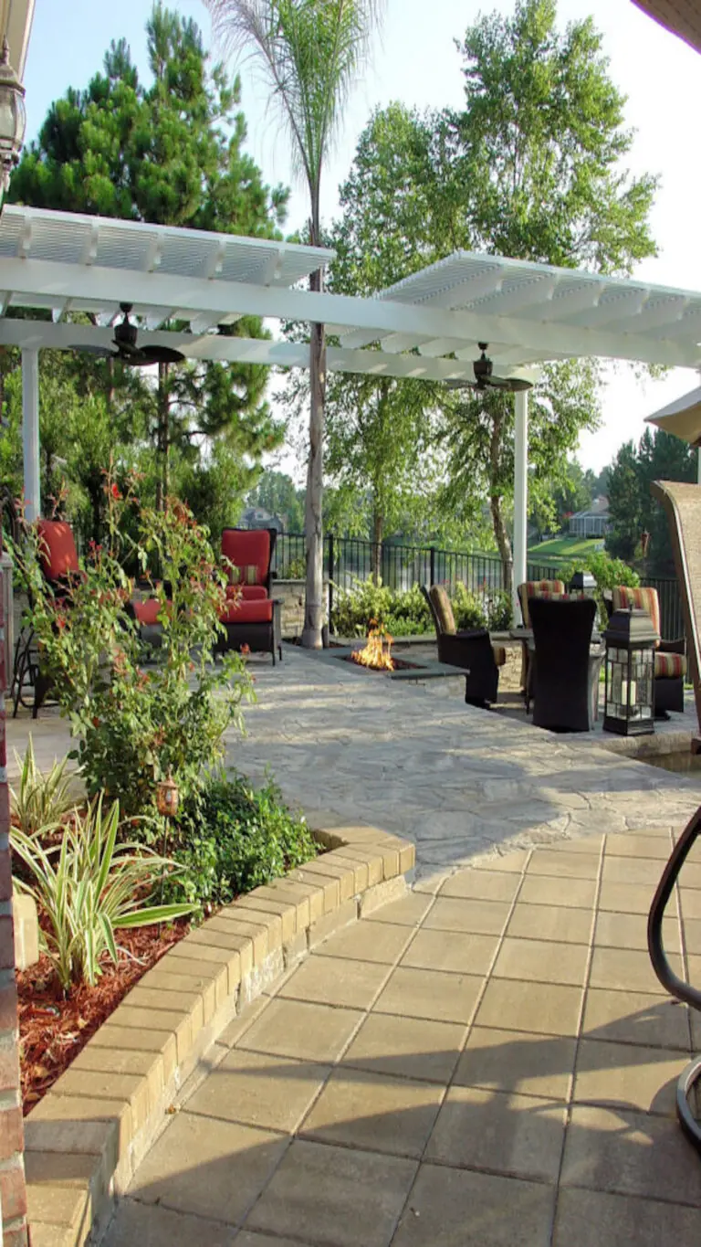 Outdoor Arbor - Outdoor Paradise an Amelia Outdoors Design