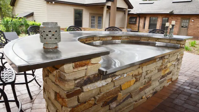 Custom Outdoor Kitchens Designed for You