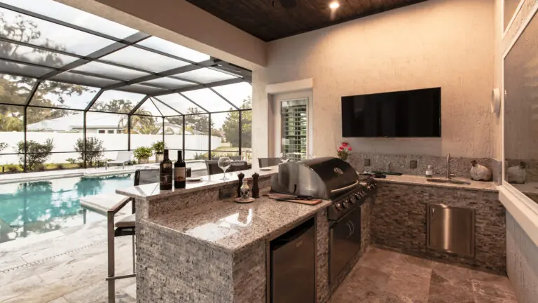Custom Outdoor Kitchens Designed for You