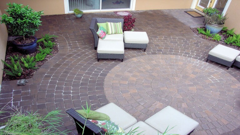 Courtyard Design - Amelia Outdoors | Cozy Courtyard