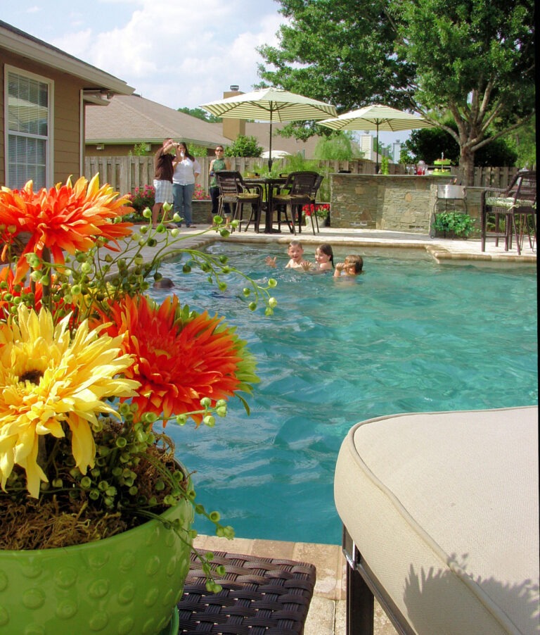 Outdoor Kitchen and Pool - Amelia Outdoors | Coral Cove