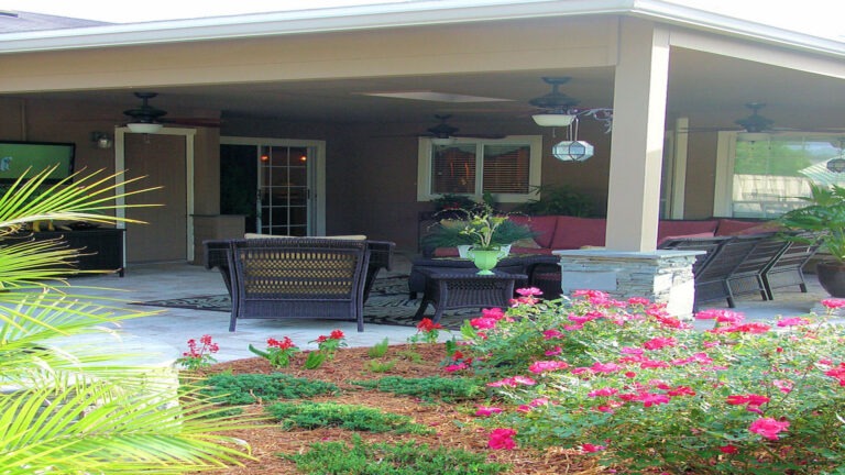 Outdoor Kitchen and Pool - Amelia Outdoors | Coral Cove