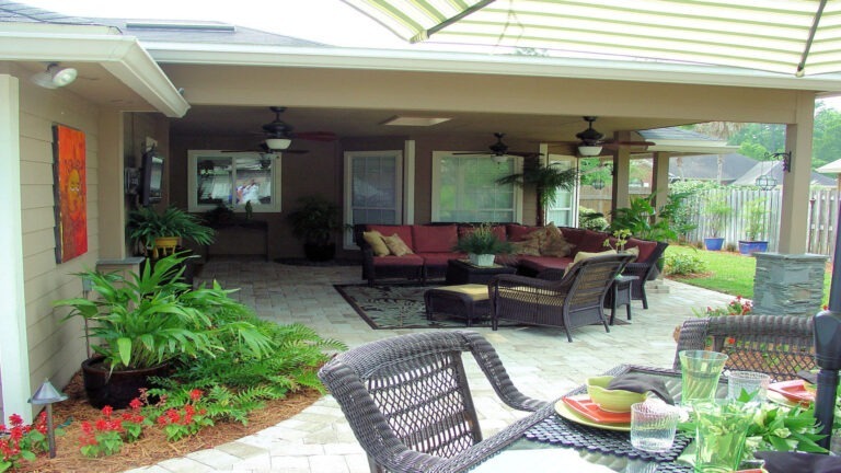 Outdoor Kitchen and Pool - Amelia Outdoors | Coral Cove