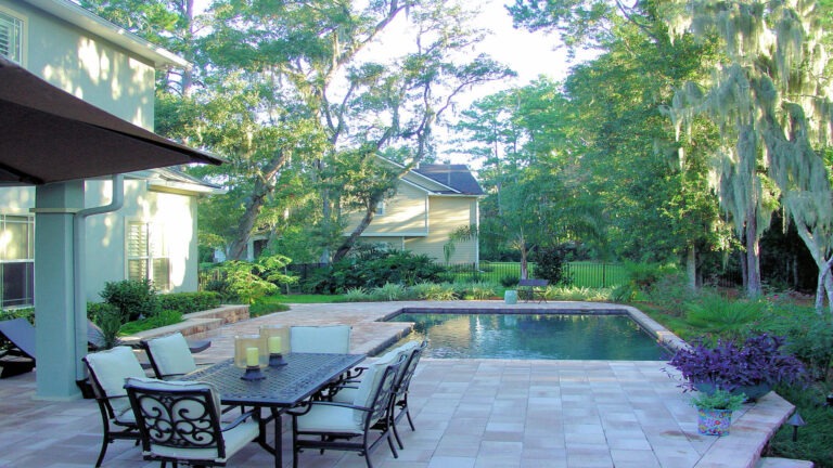 Outdoor Kitchen Design - Nassau Nook an Amelia Outdoors Design.