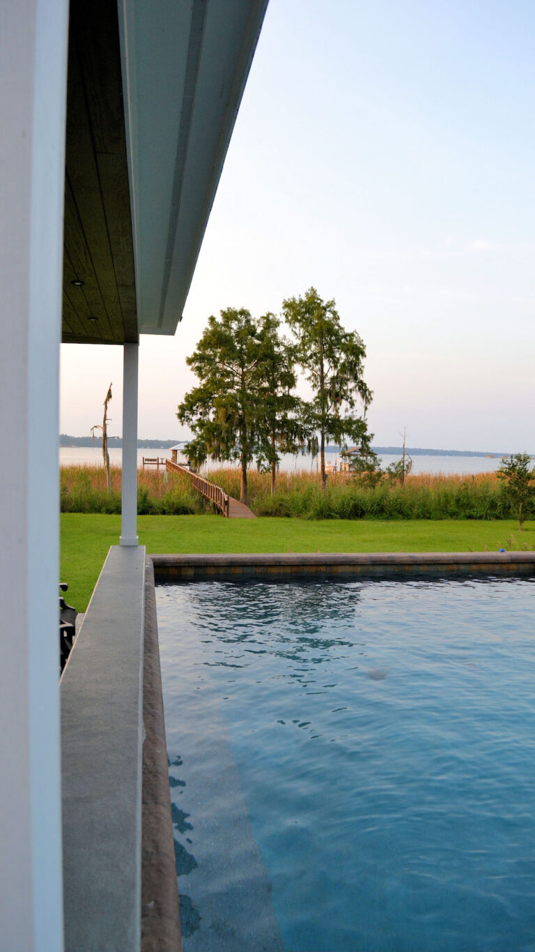 Poolside Entertainment Area - Pier Perfection an Amelia Outdoors Design