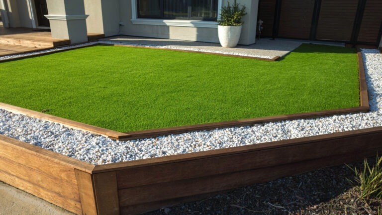 Artificial Turf Backyard - Amelia Outdoors