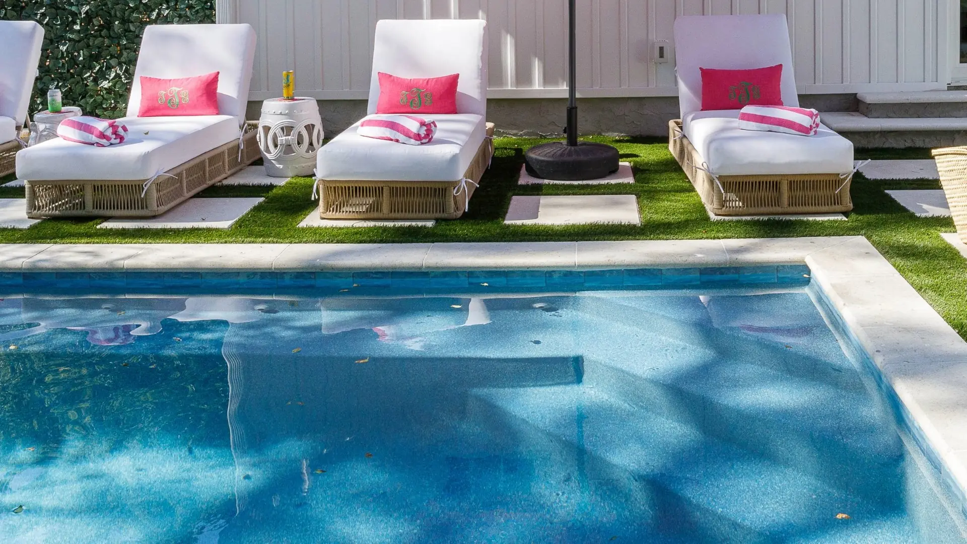 Amelia Outdoors Outdoor Pool Seating and Turf